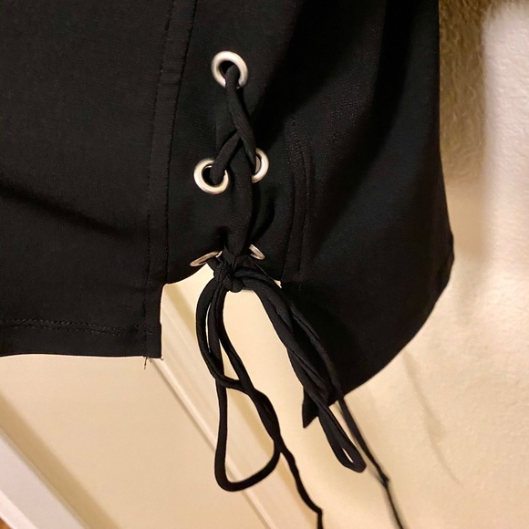 CLOSET CLEAROUT! NWT Zara long sleeve top - Picture 2 of 2